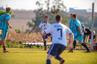 Frank Futebol Clube inaugura fardamento confeccionado pela Jaclani Esportes