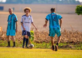 Frank Futebol Clube inaugura fardamento confeccionado pela Jaclani Esportes