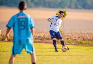 Frank Futebol Clube inaugura fardamento confeccionado pela Jaclani Esportes