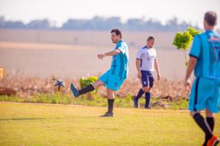 Frank Futebol Clube inaugura fardamento confeccionado pela Jaclani Esportes