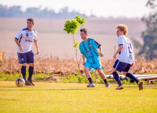 Frank Futebol Clube inaugura fardamento confeccionado pela Jaclani Esportes