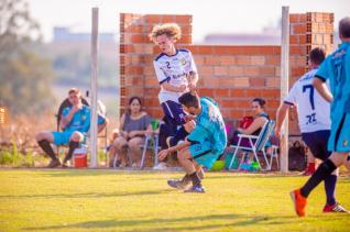 Frank Futebol Clube inaugura fardamento confeccionado pela Jaclani Esportes