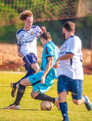 Frank Futebol Clube inaugura fardamento confeccionado pela Jaclani Esportes