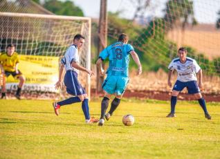 Frank Futebol Clube inaugura fardamento confeccionado pela Jaclani Esportes