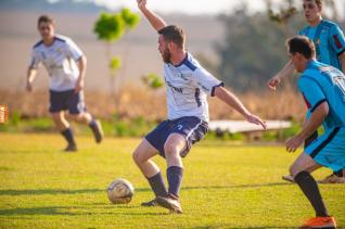 Frank Futebol Clube inaugura fardamento confeccionado pela Jaclani Esportes