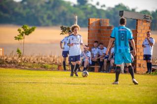 Frank Futebol Clube inaugura fardamento confeccionado pela Jaclani Esportes