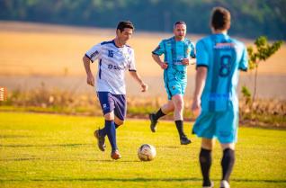 Frank Futebol Clube inaugura fardamento confeccionado pela Jaclani Esportes