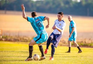 Frank Futebol Clube inaugura fardamento confeccionado pela Jaclani Esportes