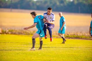Frank Futebol Clube inaugura fardamento confeccionado pela Jaclani Esportes