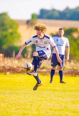 Frank Futebol Clube inaugura fardamento confeccionado pela Jaclani Esportes