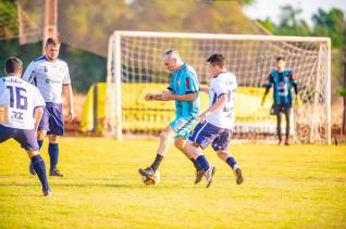 Frank Futebol Clube inaugura fardamento confeccionado pela Jaclani Esportes