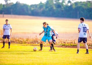 Frank Futebol Clube inaugura fardamento confeccionado pela Jaclani Esportes
