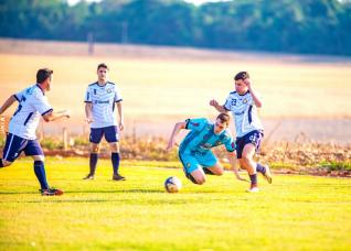 Frank Futebol Clube inaugura fardamento confeccionado pela Jaclani Esportes