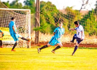 Frank Futebol Clube inaugura fardamento confeccionado pela Jaclani Esportes
