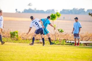Frank Futebol Clube inaugura fardamento confeccionado pela Jaclani Esportes