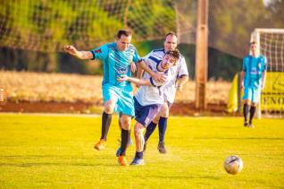 Frank Futebol Clube inaugura fardamento confeccionado pela Jaclani Esportes