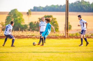 Frank Futebol Clube inaugura fardamento confeccionado pela Jaclani Esportes