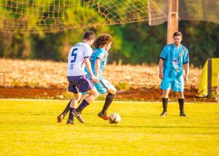 Frank Futebol Clube inaugura fardamento confeccionado pela Jaclani Esportes