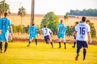 Frank Futebol Clube inaugura fardamento confeccionado pela Jaclani Esportes