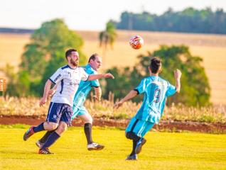 Frank Futebol Clube inaugura fardamento confeccionado pela Jaclani Esportes
