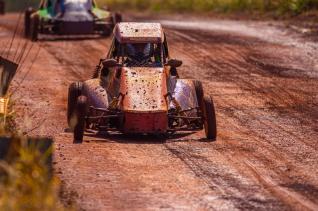 Kartcross teve etapa do campeonato interno