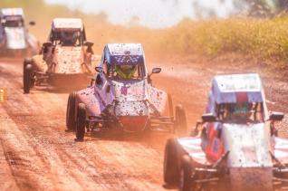 Kartcross teve etapa do campeonato interno