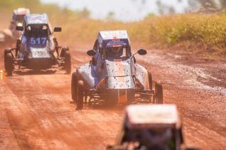 Kartcross teve etapa do campeonato interno