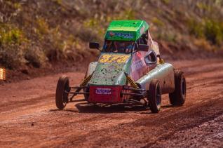 Kartcross teve etapa do campeonato interno