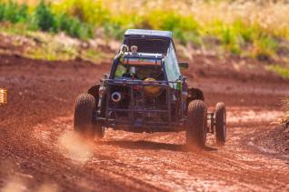 Kartcross teve etapa do campeonato interno