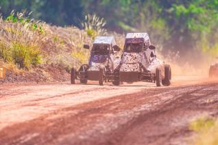 Kartcross teve etapa do campeonato interno