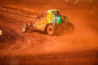 Kartcross teve etapa do campeonato interno