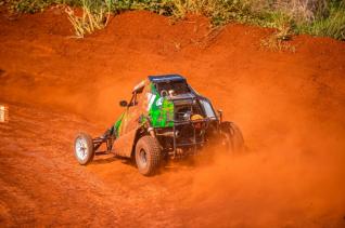 Kartcross teve etapa do campeonato interno