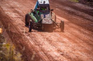 Kartcross teve etapa do campeonato interno