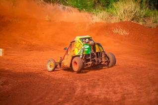 Kartcross teve etapa do campeonato interno