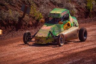 Kartcross teve etapa do campeonato interno