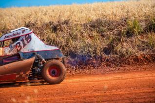 Kartcross teve etapa do campeonato interno