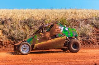 Kartcross teve etapa do campeonato interno