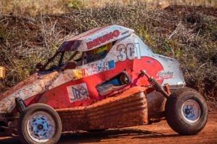 Kartcross teve etapa do campeonato interno