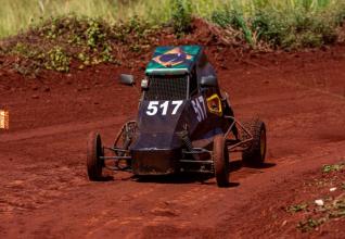 Kartcross teve etapa do campeonato interno