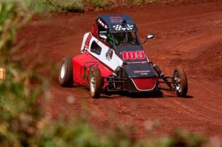 Kartcross teve etapa do campeonato interno