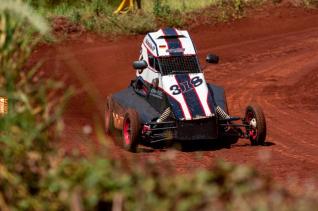 Kartcross teve etapa do campeonato interno
