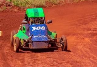 Kartcross teve etapa do campeonato interno