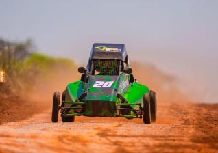 Kartcross teve etapa do campeonato interno