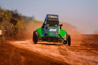 Kartcross teve etapa do campeonato interno