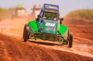 Kartcross teve etapa do campeonato interno