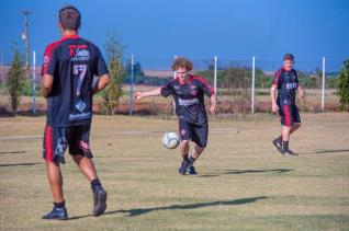 Emprio Santa Maria F.C. vence por 8 a 3 Vila Sapo