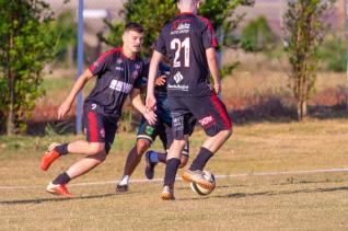 Emprio Santa Maria F.C. vence por 8 a 3 Vila Sapo