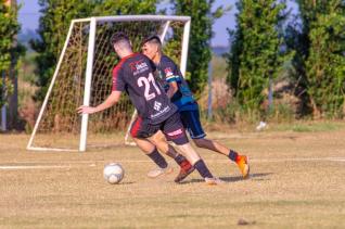 Emprio Santa Maria F.C. vence por 8 a 3 Vila Sapo