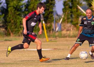 Emprio Santa Maria F.C. vence por 8 a 3 Vila Sapo