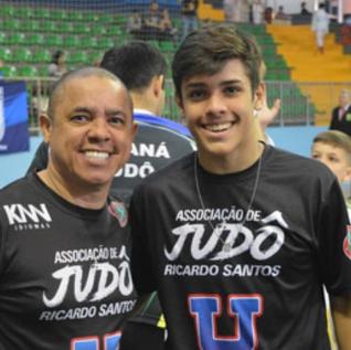 Jud Ricardo Santos  vice-campeo geral no Circuito Estadual de Jud Sub 13 e Sub 15